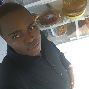 Meet your Posher, Luis felipe